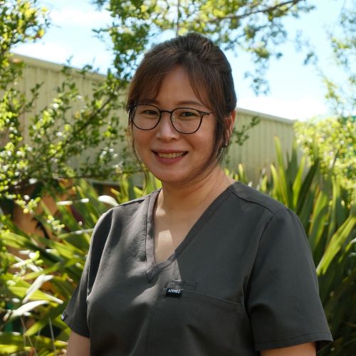 Dr Jina Kim